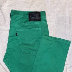 Men’s Levi jeans